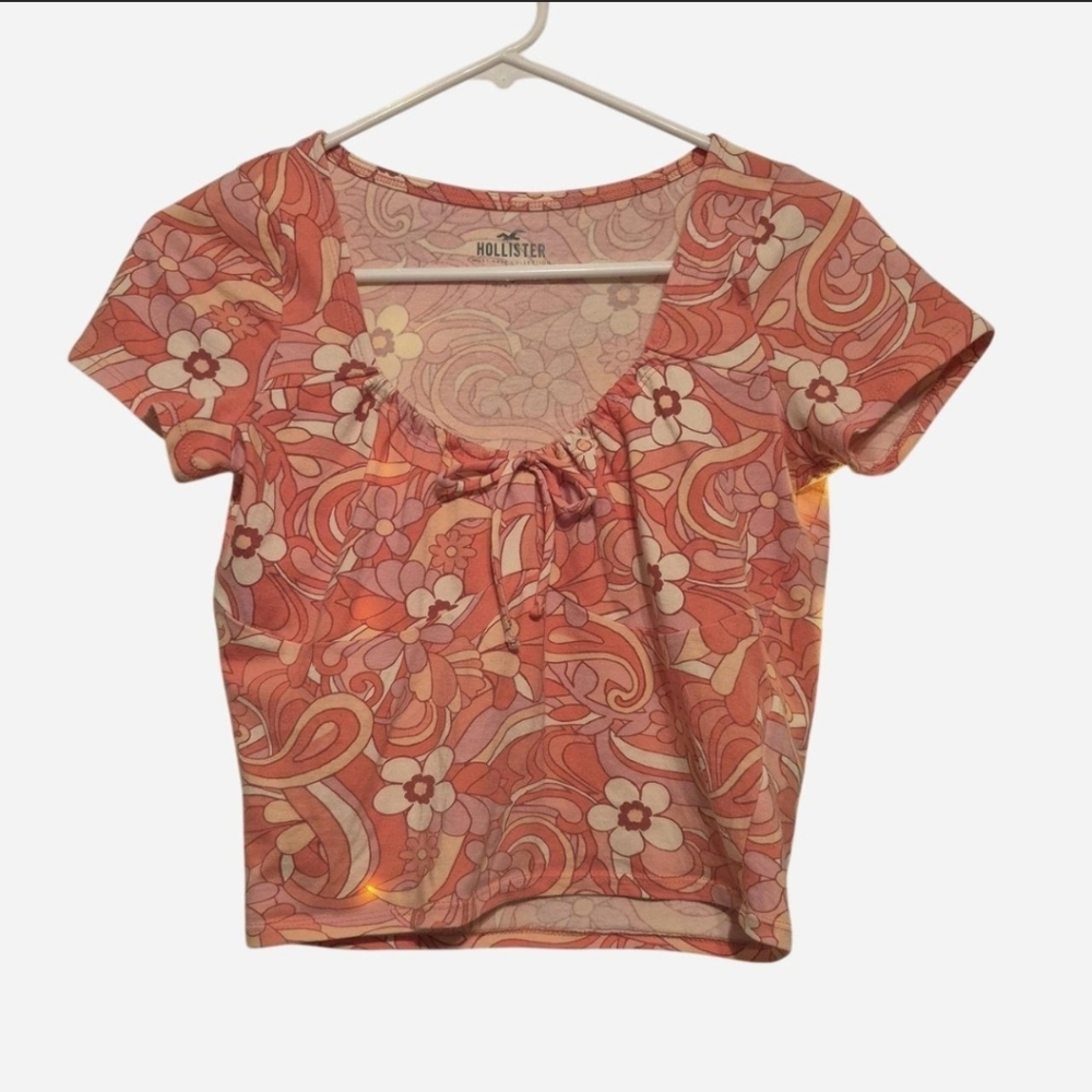 Hollister Super Soft Floral Cinched Fitted Cropped Top Womens Size M NWT Summer